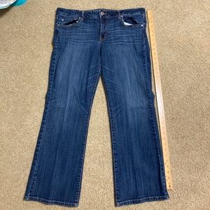 American Eagle Favorite Boyfriend Stretch Jeans